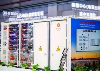 首日盛啟｜全場景亮相 + 重磅新品首發 星星充電亮相 SNEC 2026
