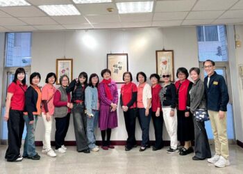 「風采藝起・航行國際」國際藝術大展高雄登場 書畫精品齊聚小港