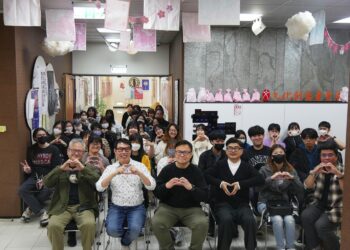 「有蛇有得」生肖國際海報創作展  高科大創新設計學院隆重登場