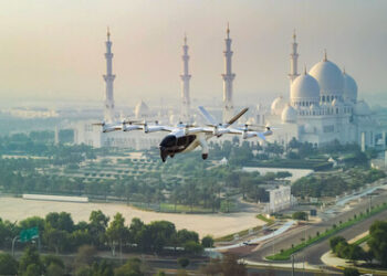 首屆 Abu Dhabi Autonomous Summit 公佈議程，關注監管、實際部署和跨產業規模