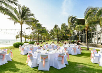 富國島星灣皇冠假日度假酒店推出島上精選MICE及婚禮體驗