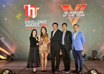 香港嘉栢環球集團榮獲 2025 「年度人力資源供應商」的「最佳員工流動與安居諮詢企業」金獎及「最佳工作環境顧問」銀獎