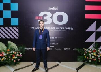 Armen Pogossian 代表亞美尼亞亮相福布斯中國 30 歲以下精英榜峰會,賦能全球新生代創業者