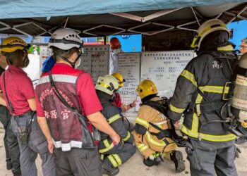 模擬火警暨人員受困　高市消防第三大隊攜手中鋼鋁業提升救災戰力