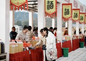 新華絲路:江西蒙山舉辦酒文化民俗節