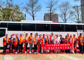 永旭保經攜手希望工程慈善協會，首度出動自購環保捐血車 為生命注入希望