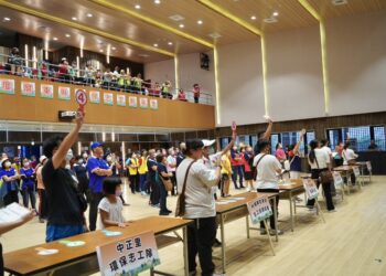 屏東環保志工群英會熱鬧登場 勝利里76歲志工赴台南助災後清理 周春米感謝無私奉獻