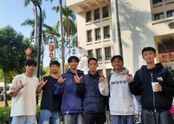 高雄一考區圓滿完成學測試務　王校長祝福考生心想事成