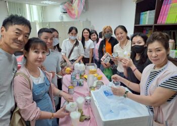 多元文化交流講座 邀賴愛仁前處長談臺菲融合 現場製作菲式玉米剉冰