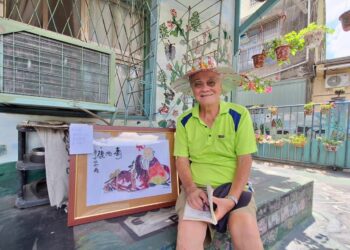 師生情深半世紀　張鳳英教師節贈畫致敬恩師曾喜城