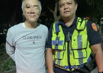 外地民眾深夜迷路求助 警暖心帶路助返家