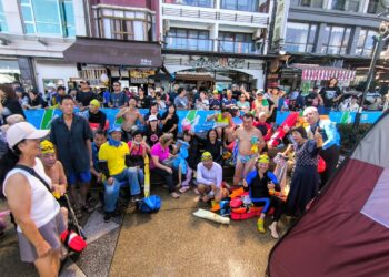 社團法人新北市身心障礙游泳協會30多人勇闖日月潭 用汗水與笑容寫下生命的篇章