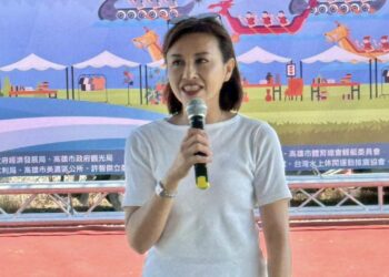 遇見美濃之美 瀰濃藍衫舟筏競賽 文化市集湖畔熱鬧登場