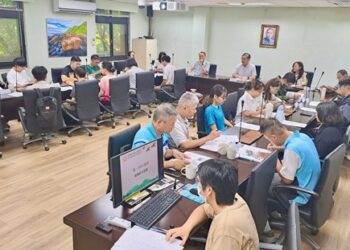 屏檢辦理「護野鳥、反獵鷹」聯繫會議 跨域合作共築生態保護堡壘