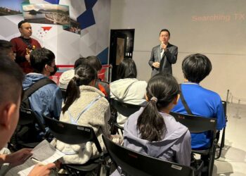 【高科技體感互動體驗 增加學習新樂趣  高市少年隊及少輔會鼓勵少年探索科技挽手拒絕毒、詐】