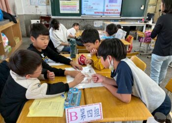 寒假化身海洋科學家！前鎮國小攜手興仁國中「跨齡共學」　從數據中解密大海奧秘