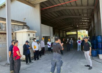 環保局攜手消防局  辦理枋寮掩埋場消防實地演練