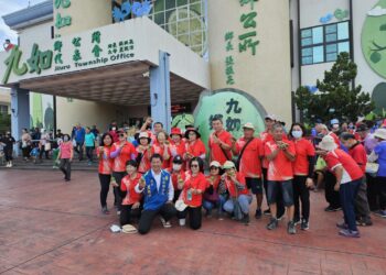 九如鄉民「立檸檬慶端午」活動場面熱絡 端午立蛋翻新、九如鄉公所「立檸檬、接地氣」全國首創登場