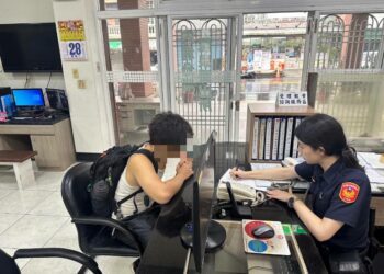 屏東內埔龍泉警成功阻詐 屏科大學生感謝警察幫忙