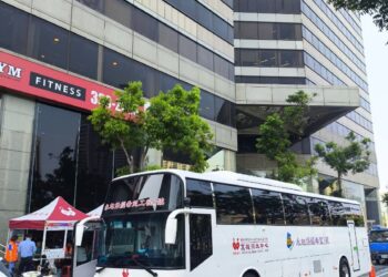 永旭保經捐血送暖 首度啟用自購環保捐血車 為生命注入希望