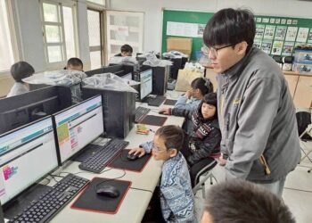 點亮山區學童科技夢 月美國小攜手國北教大辦理兩天AIoT體驗營