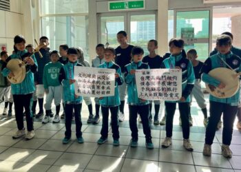 高鐵左營站愛心鼓舞 體育小將北遊開拓視野