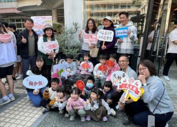 「職魂傳承，藝創三民」  三民家商校友日微型創業市集溫馨登場