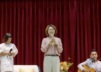 屏東市2025職涯名人講堂 民雄分享人生音樂旅程